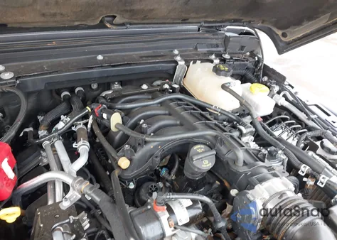 2021 Jeep Wrangler Unlimited Rubicon 4X4 z USA, uszkodzony, nr VIN 1C4JJXFGXMW841826